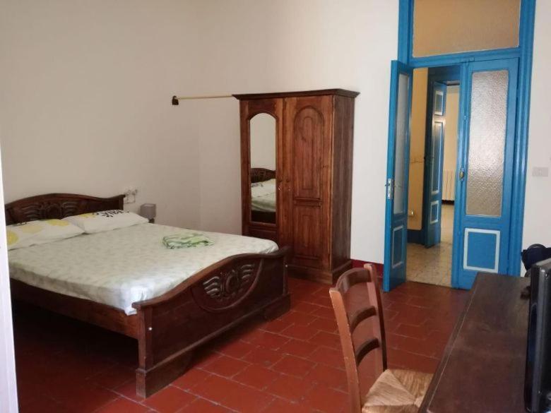Ampia Stanza Con Bagno Privato, Centro Sassari Exterior foto